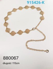 915426